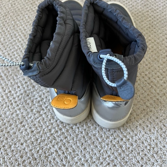 Oncept Lima Boots in Anthracite Gray - Picture 8 of 9